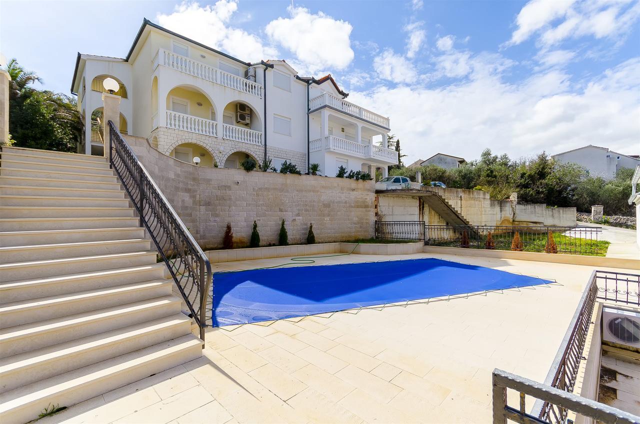 Apartments Krusica Trogir Exterior foto