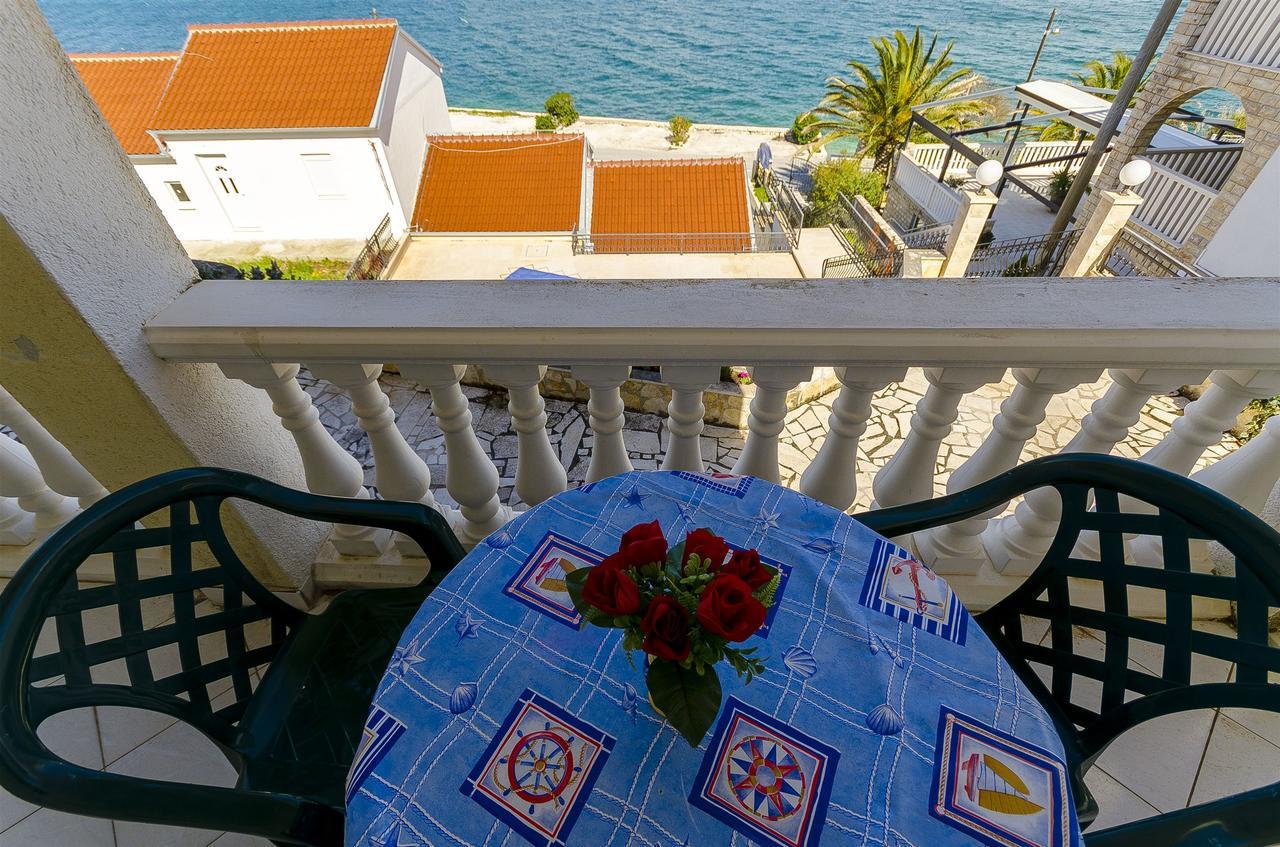 Apartments Krusica Trogir Exterior foto