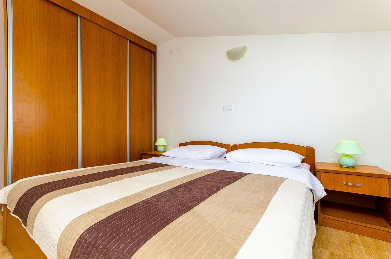 Apartments Krusica Trogir Exterior foto